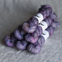 Black Elephant Singles Fingering (A-L)