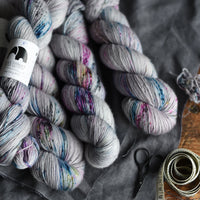 Black Elephant Singles Fingering (A-L)