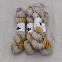 Black Elephant Singles Fingering (M-Z)