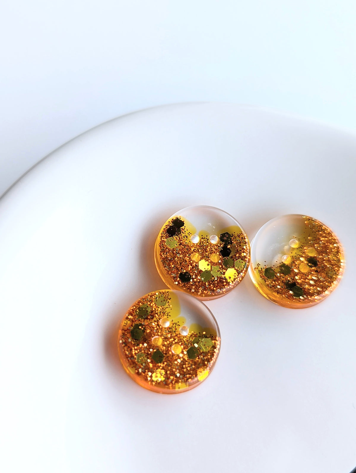 Demi Bougie Buttons