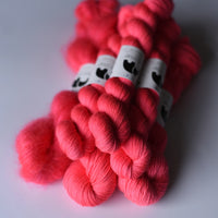 Black Elephant Singles Fingering (M-Z)
