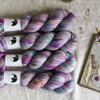 Black Elephant Singles Fingering (M-Z)