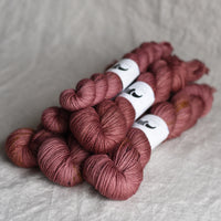 Black Elephant Singles Fingering (M-Z)