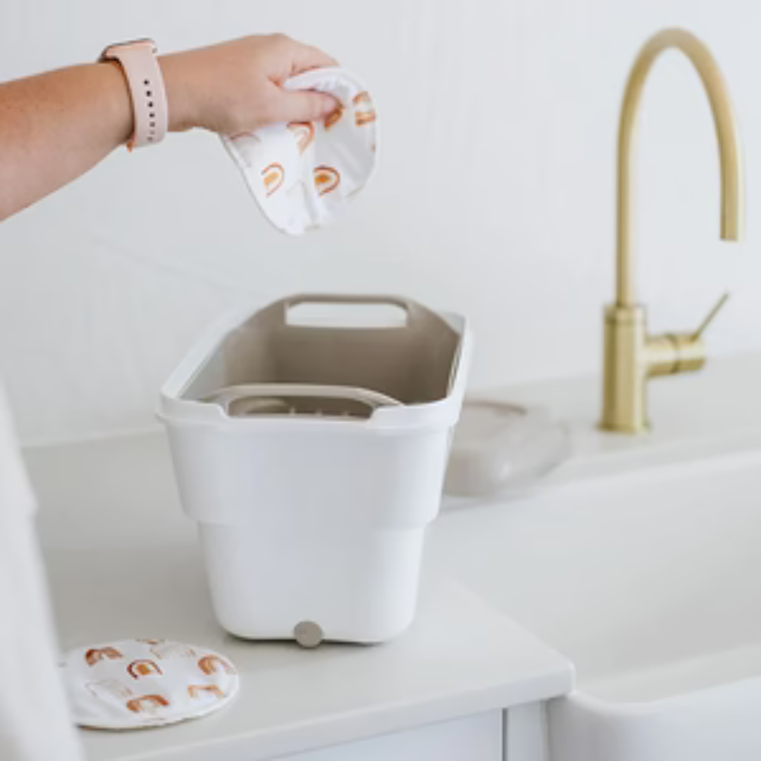 Strucket 4.5L Mini Strainer Bucket with Lid