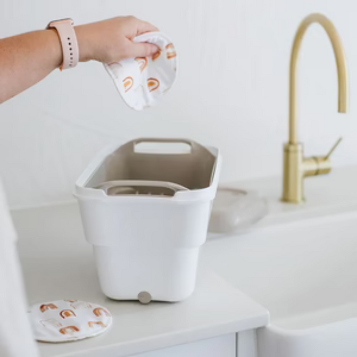 Strucket 4.5L Mini Strainer Bucket with Lid