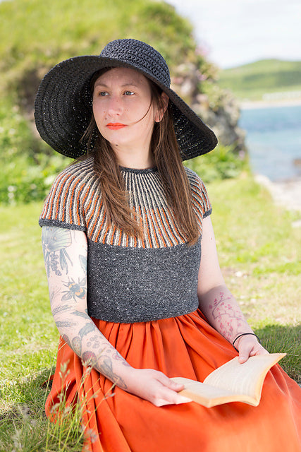Margery Allingham's Mysterious Knits