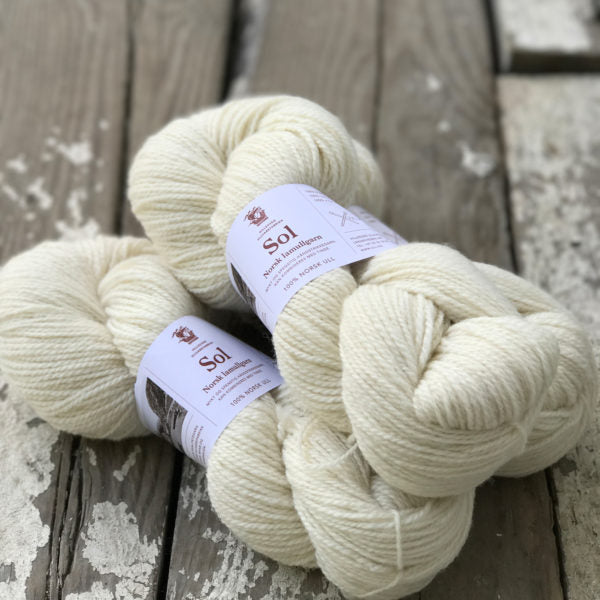 Hillesvag - Sol Lamullgarn DK Norwegian Yarn