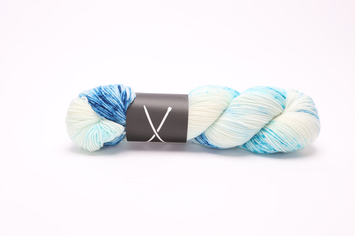 boots by the knitting loft - merino fingering yarn (part 1) beach vibes