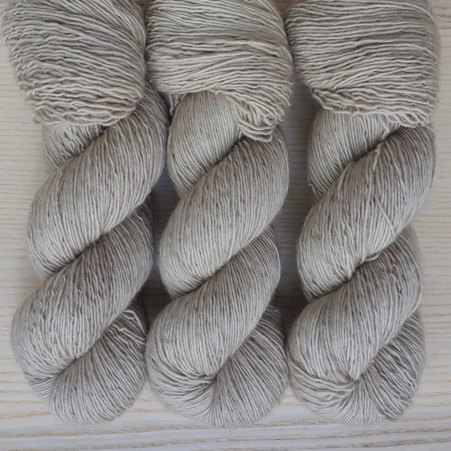 La Bien Aimée - Merino Singles (A-L)