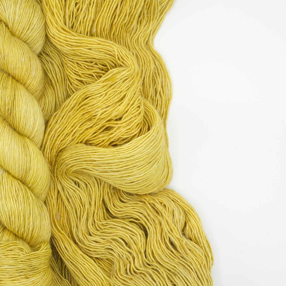 Twisted Willow - Merino Linen Singles Single Ply Canadian Fingering Yarn