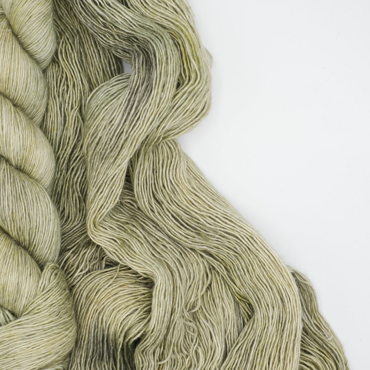 Twisted Willow - Merino Linen Singles Single Ply Canadian Fingering Yarn