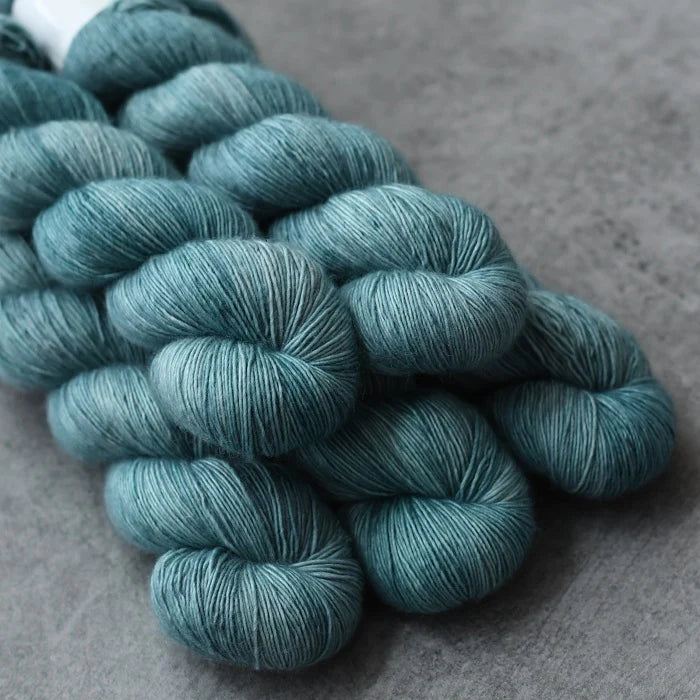 La Bien Aimée - Merino Singles (A-L)
