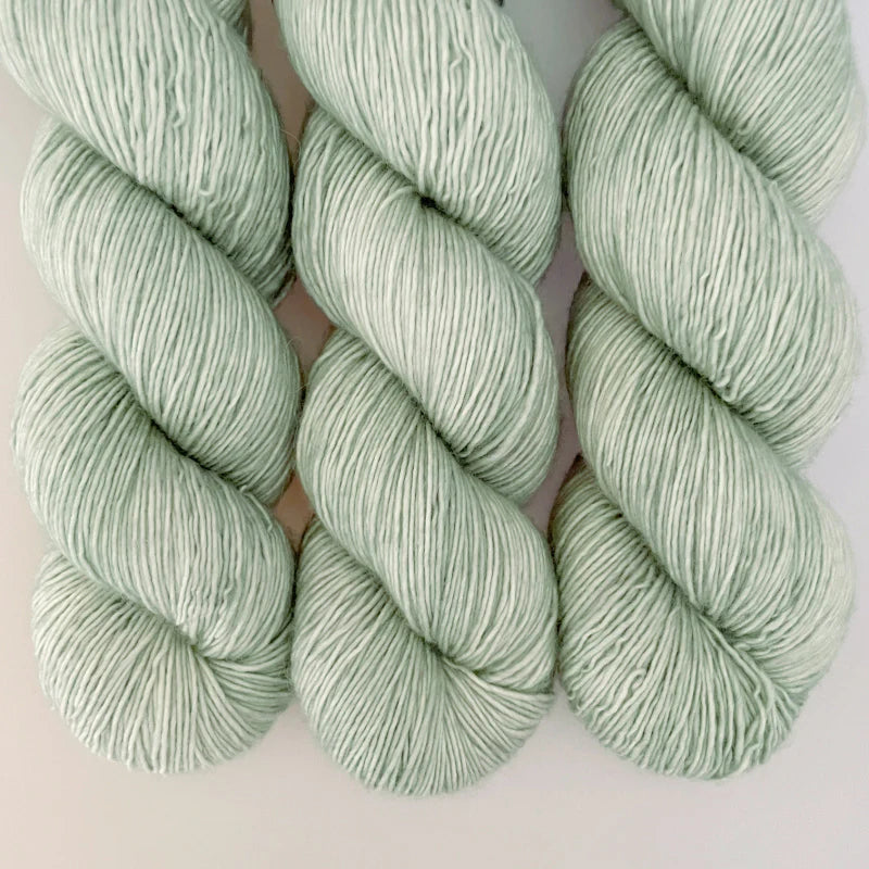 La Bien Aimée - Merino Singles (A-L)