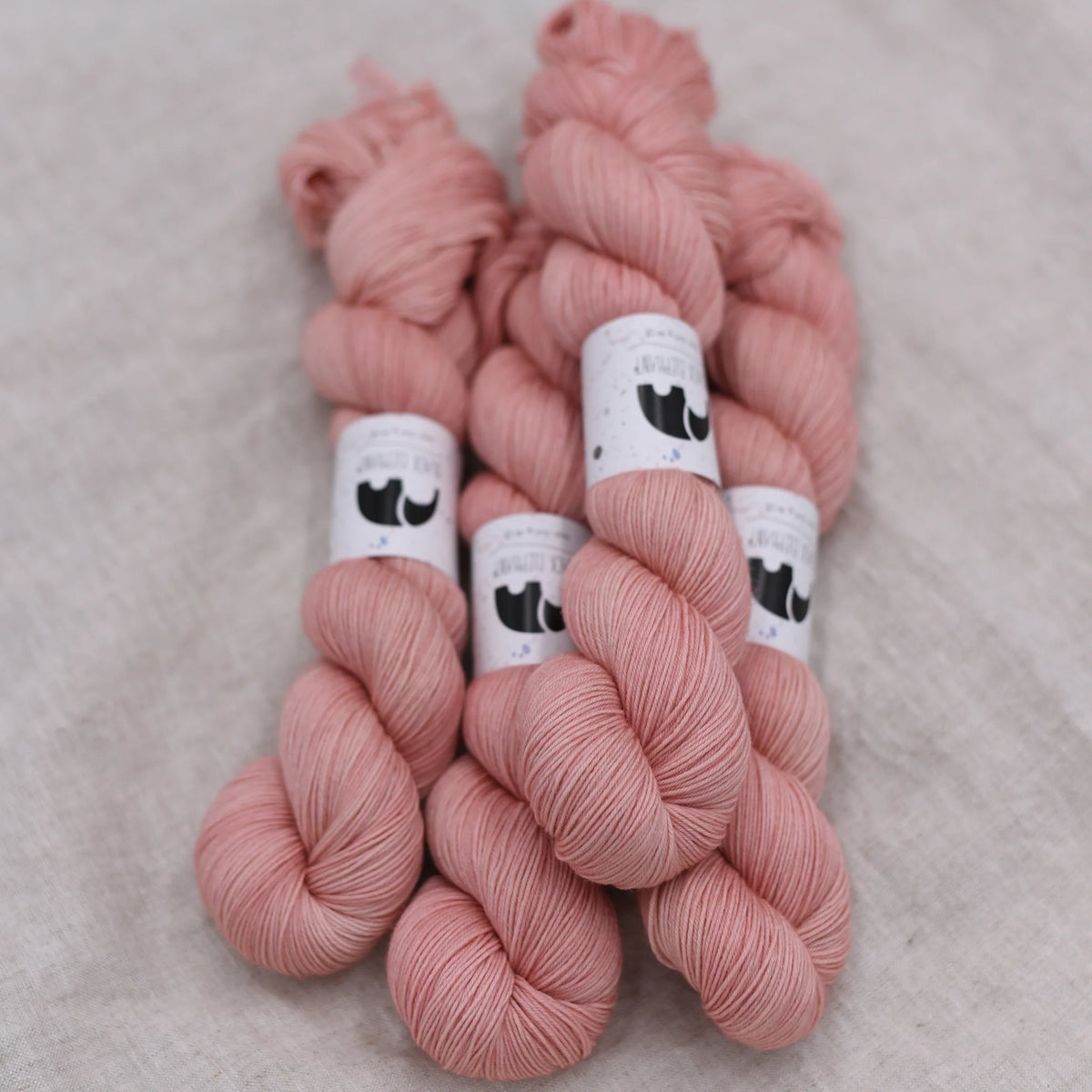 Black Elephant Singles Fingering (M-Z)
