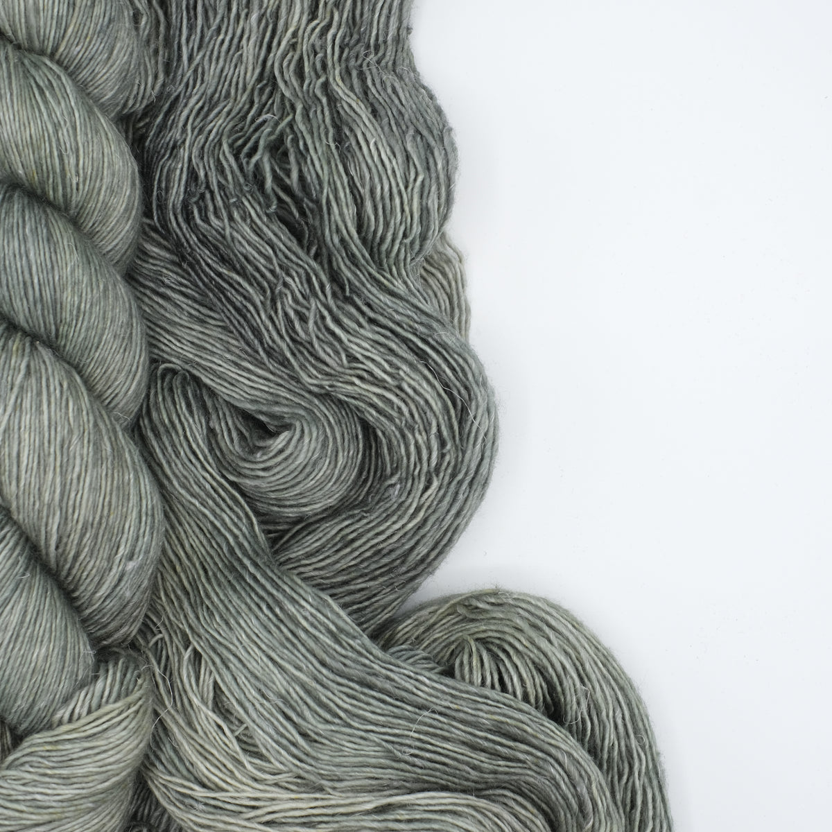 Twisted Willow - Merino Linen Singles Single Ply Canadian Fingering Yarn
