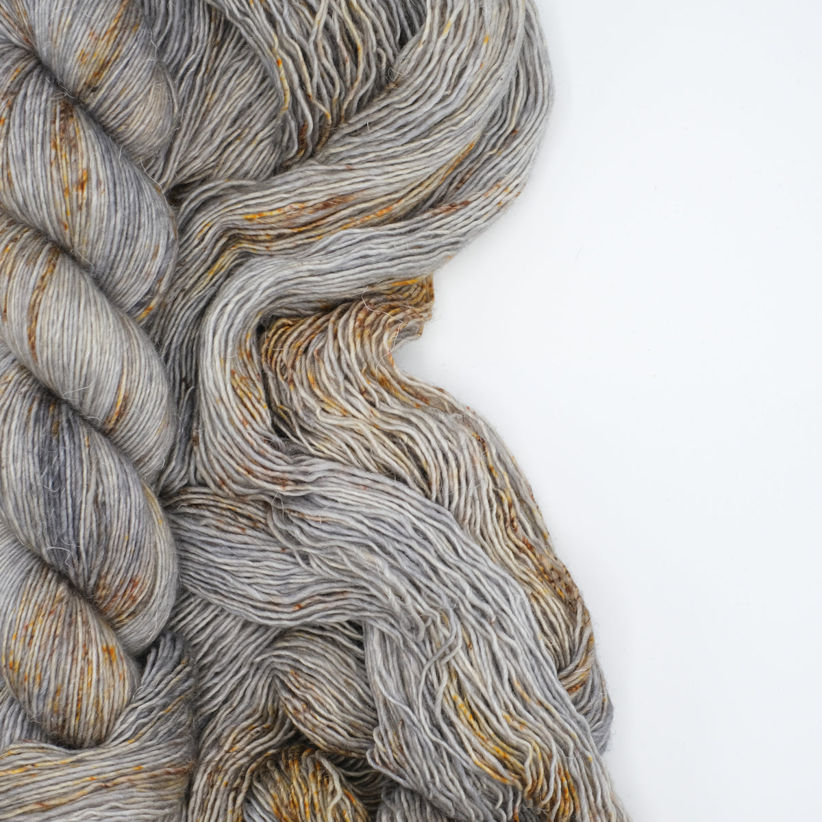 Twisted Willow - Merino Linen Singles Single Ply Canadian Fingering Yarn