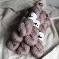 Black Elephant Singles Fingering (M-Z)
