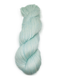 amelie by illimani yarn zl85 aqua