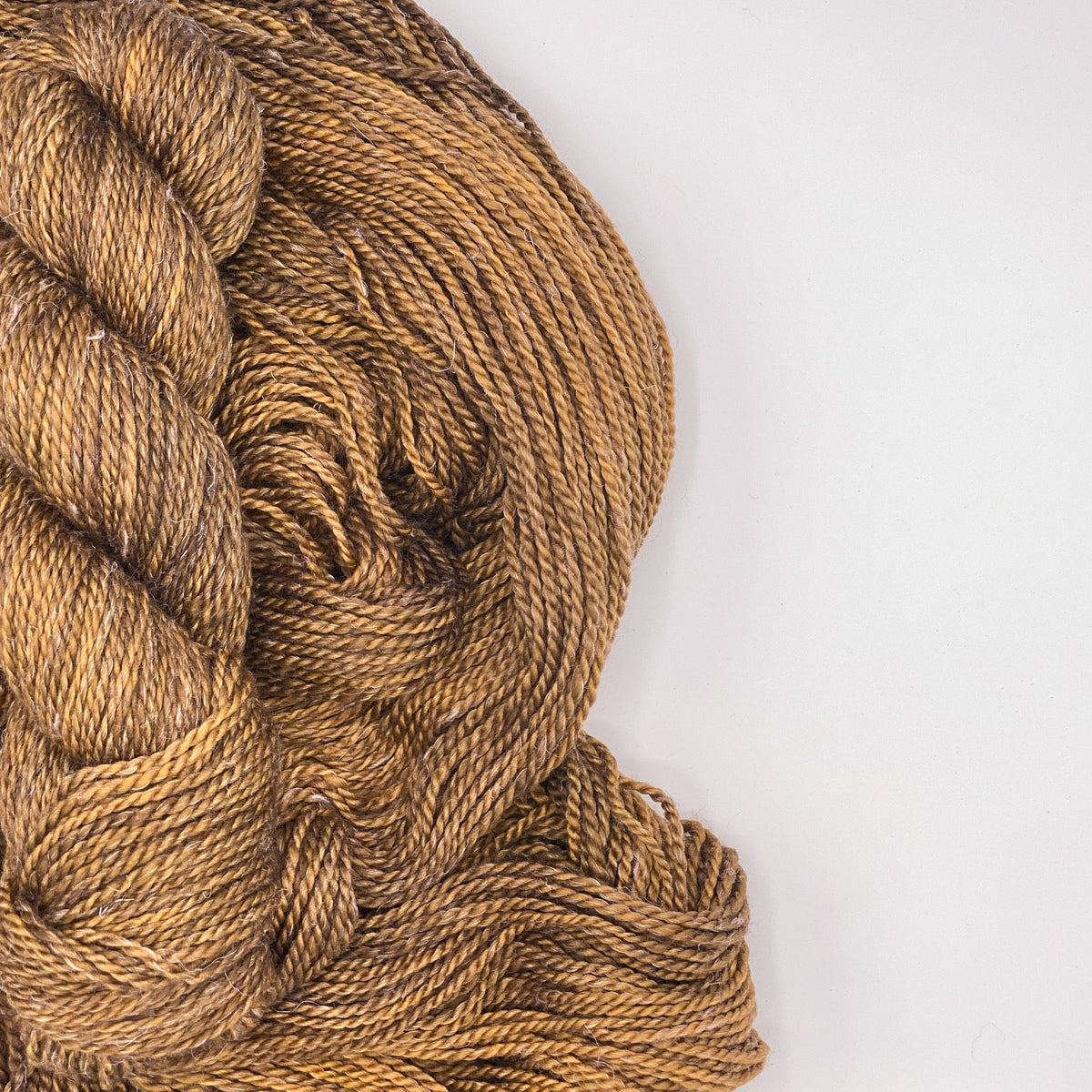 Twisted Willow - Merino Linen Singles Single Ply Canadian Fingering Yarn