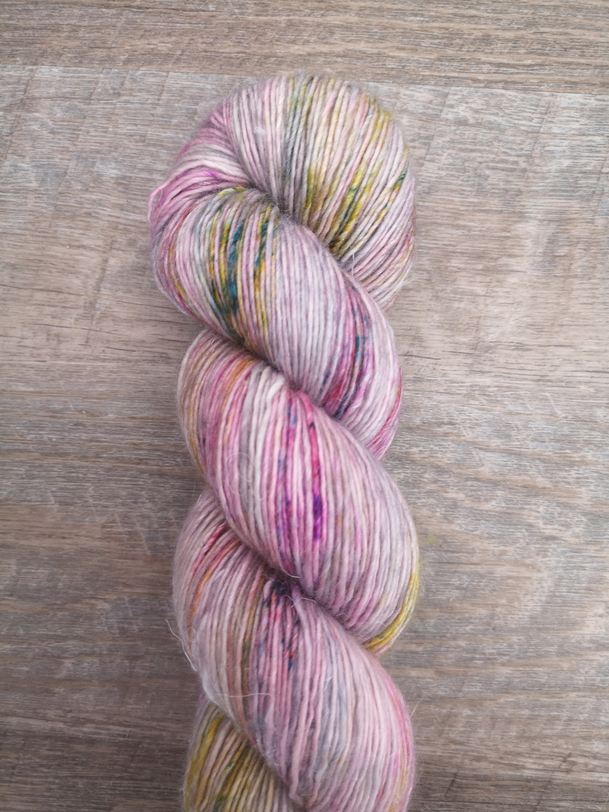 Twisted Willow - Merino Linen Singles Single Ply Canadian Fingering Yarn