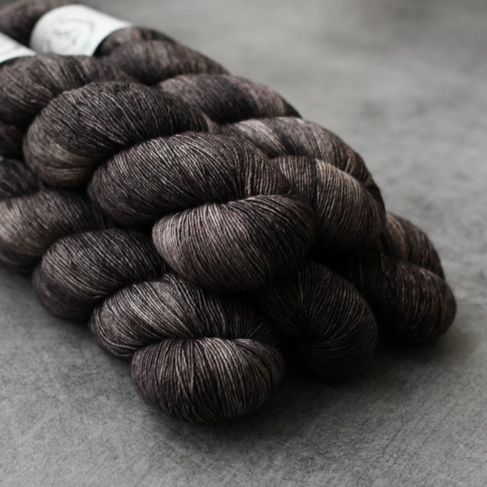La Bien Aimée - Merino Singles (A-L)