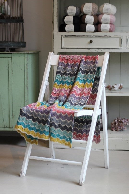 camarose printed patterns loops blanket
