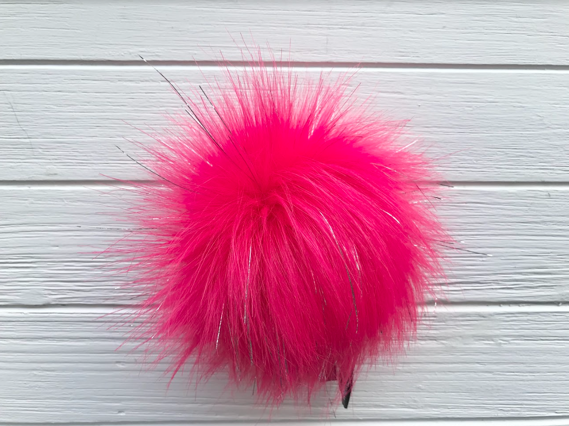 LOVaFUR Large Pom Poms (A-L)