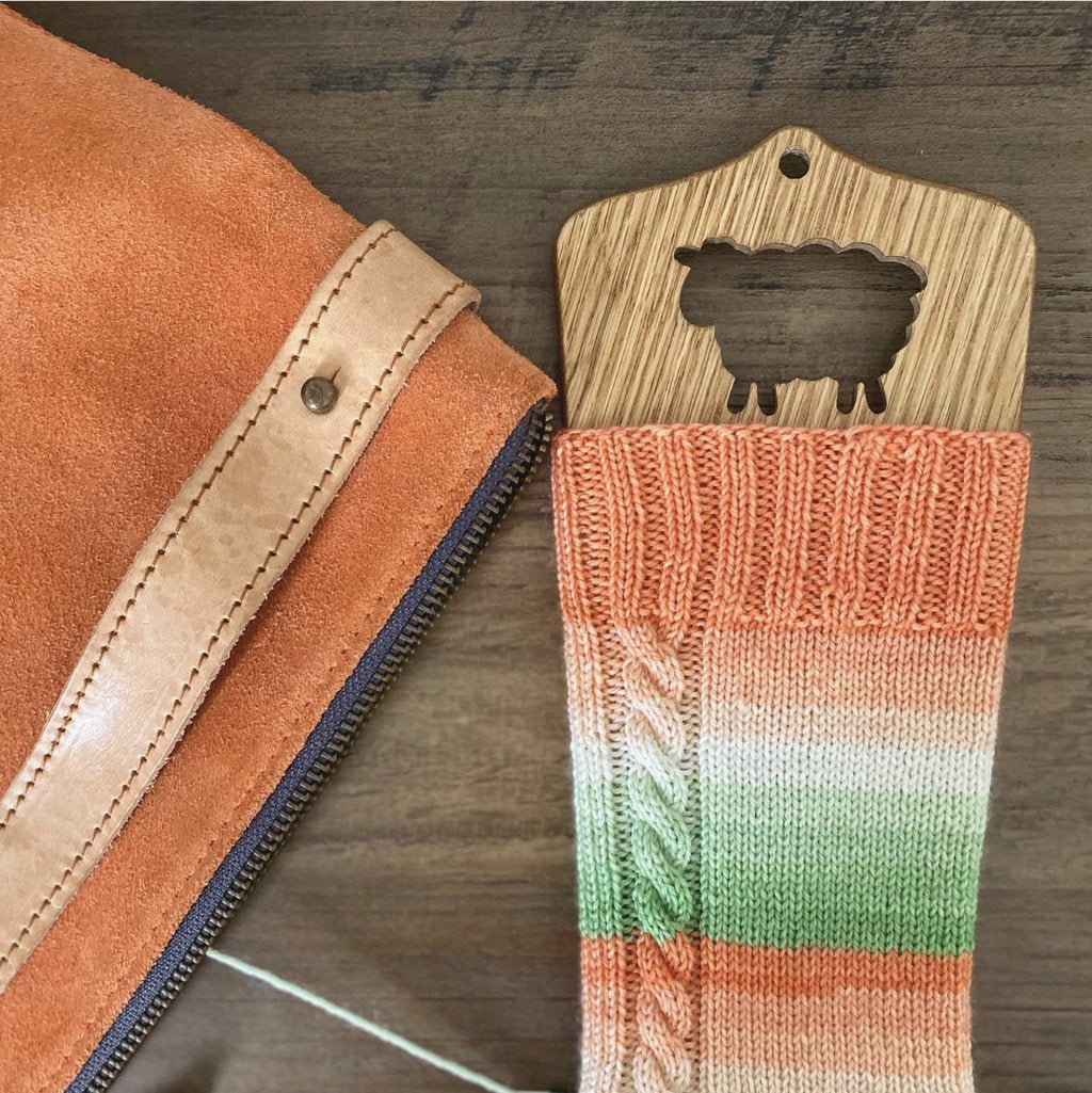 bliss by the cozy knitter orange blossom (orange mini)