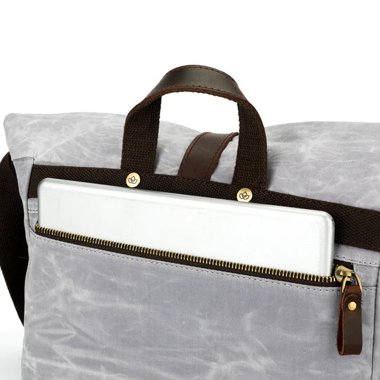 Della Q - Maker's Roll Top Bag
