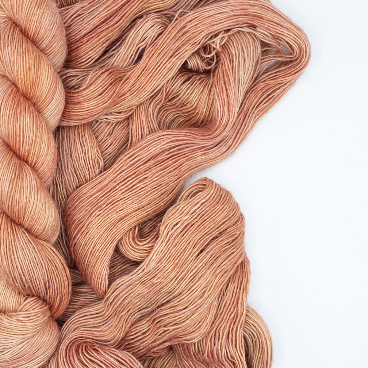 Twisted Willow - Merino Linen Singles Single Ply Canadian Fingering Yarn