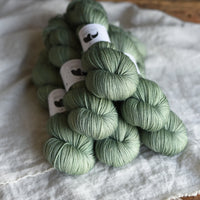 Black Elephant Singles Fingering (M-Z)