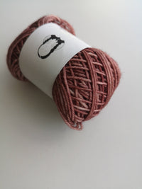 (vi)laines yarnlings - chaussettes sock stealing daddy's slippers