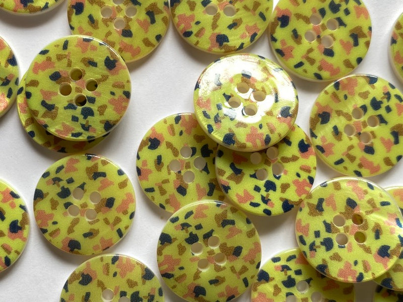 Plastic Buttons