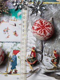 65 New Christmas Balls to Knit by Arne & Carlos