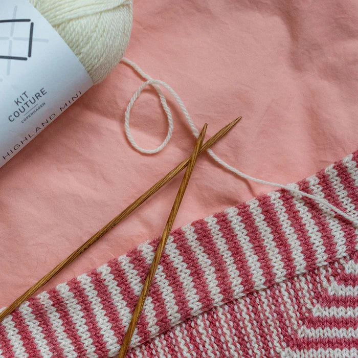 Kit Couture - Anholt Knit Sweater Kit