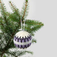 Kit Couture - Baggen Knit Christmas Balls Kit (CLEARANCE)