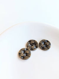 Metal / Metal Look Buttons