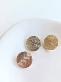 Metal / Metal Look Buttons