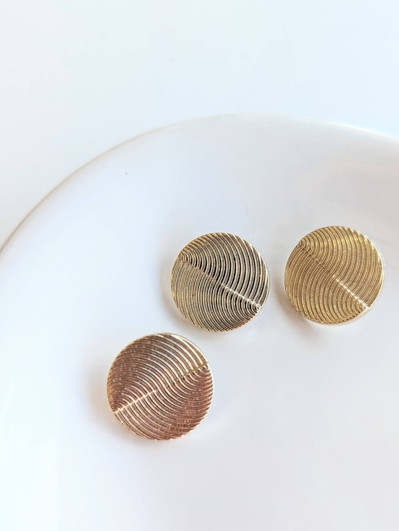 Metal / Metal Look Buttons