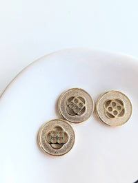Metal / Metal Look Buttons