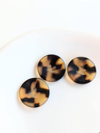 Plastic Buttons