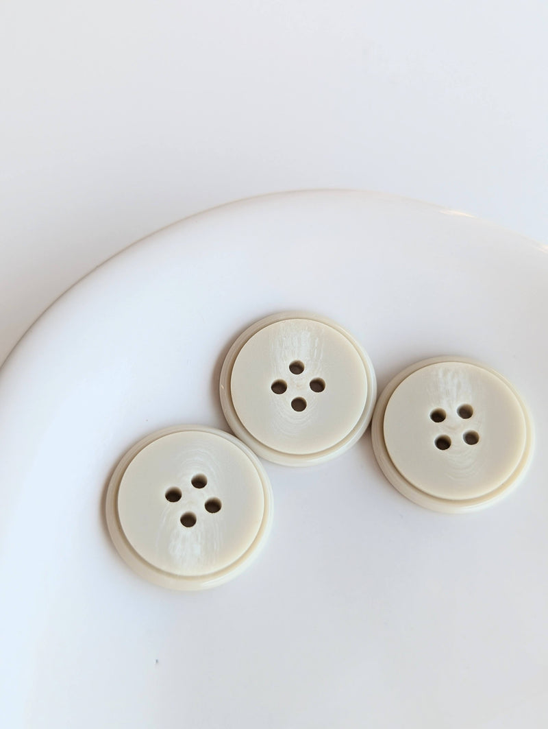 Plastic Buttons
