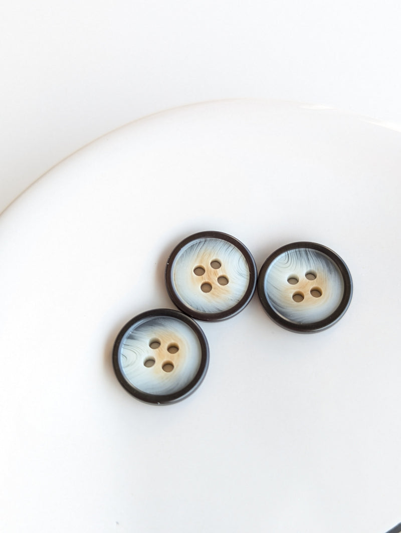 Plastic Buttons