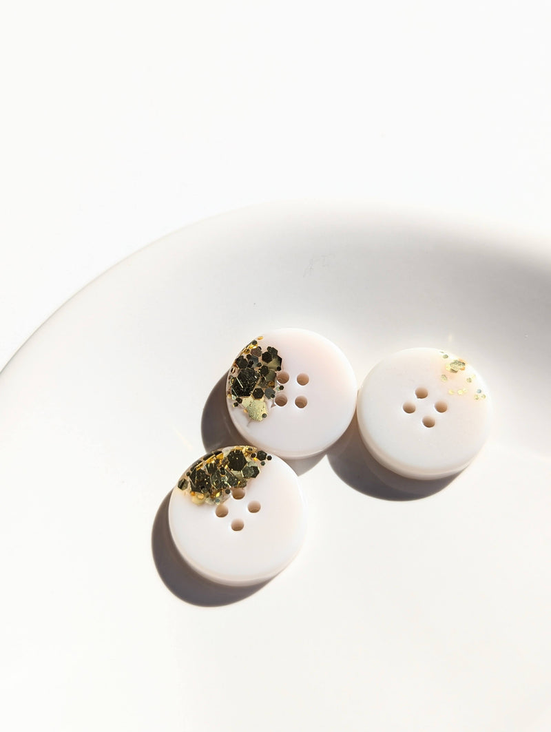 Demi Bougie Buttons