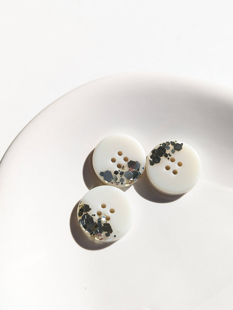 Demi Bougie Buttons