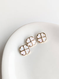 Glam Buttons