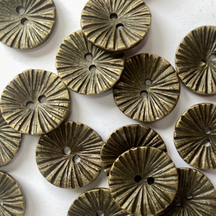 Metal / Metal Look Buttons