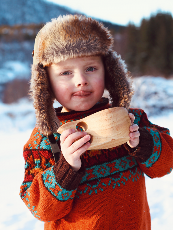 Wilderness Knits for The Great Outdoors by Linka Nuemann