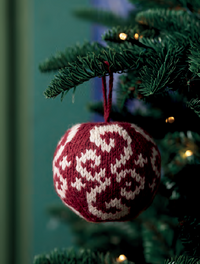 65 New Christmas Balls to Knit by Arne & Carlos