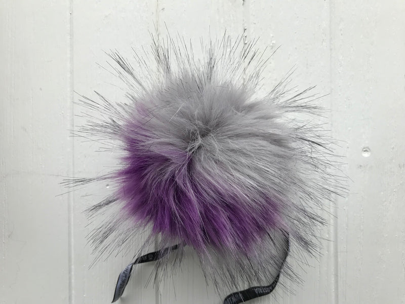 LOVaFUR Large Pom Poms (M-Z)